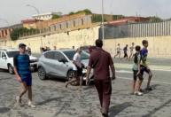 Mais de 100 crianças e adolescentes chegam a Ceuta, que reabre centros de acolhimento