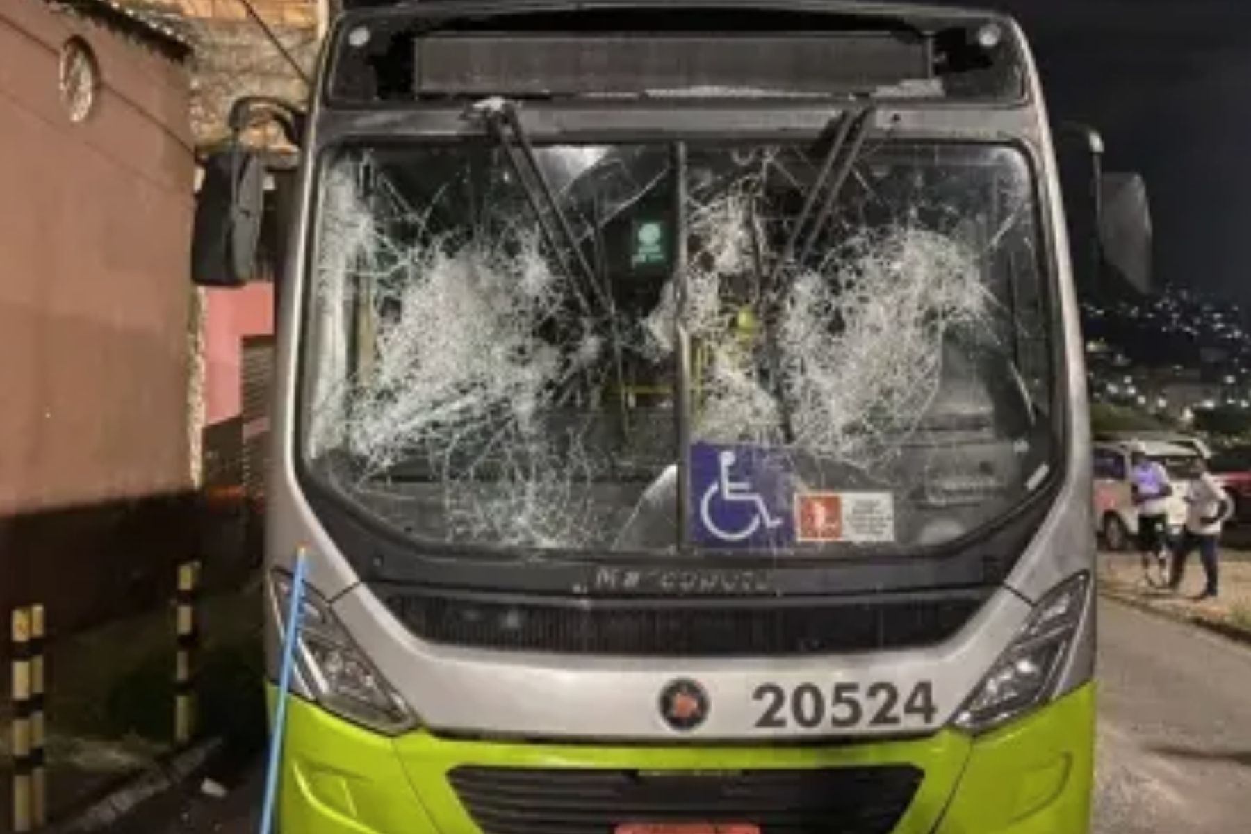 Julgamento de cruzeirenses por ataque a ônibus que matou atleticano retorna quarta