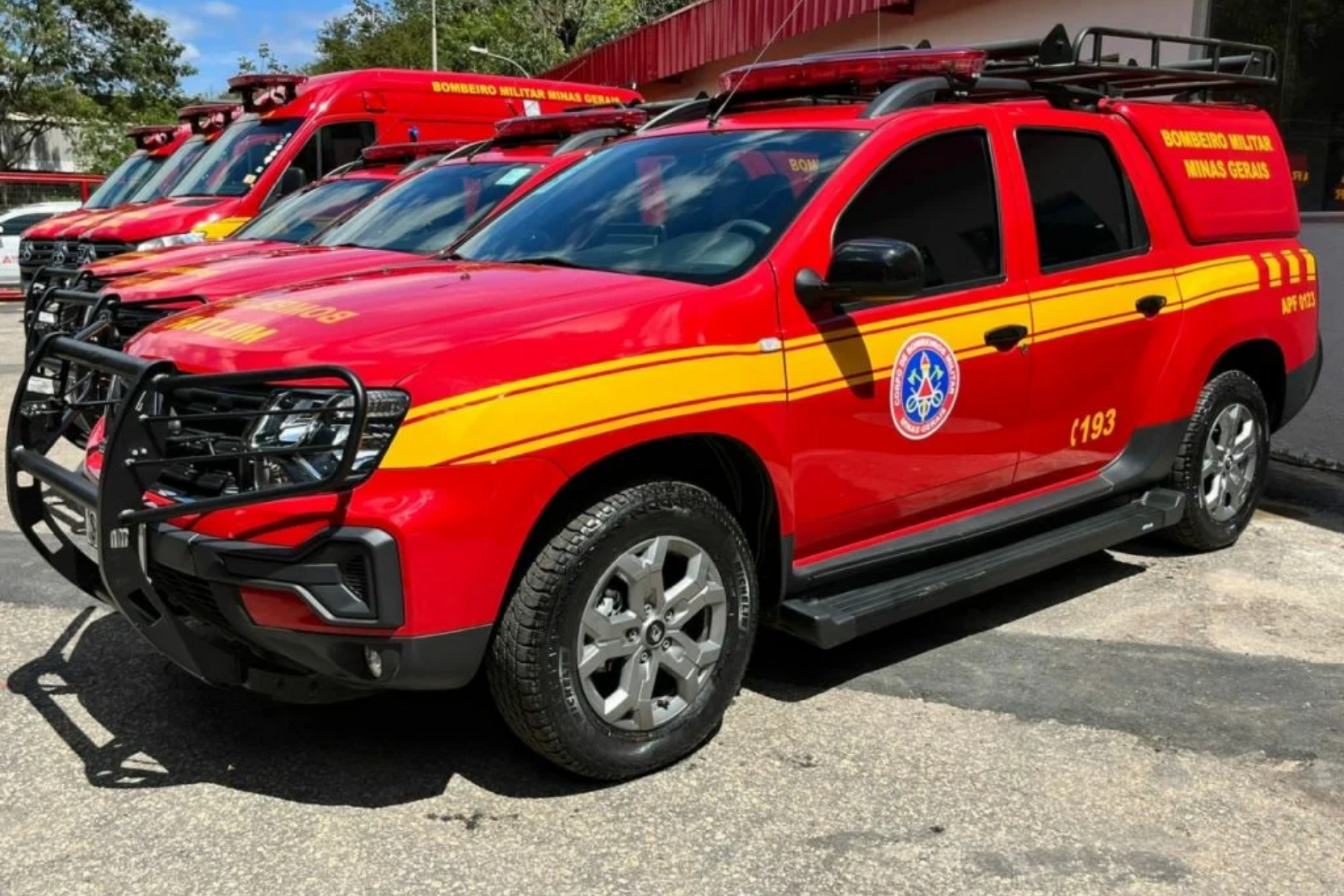 Explosão em fábrica de fogos de artifício mata trabalhador em Santo Antônio do Monte (MG)