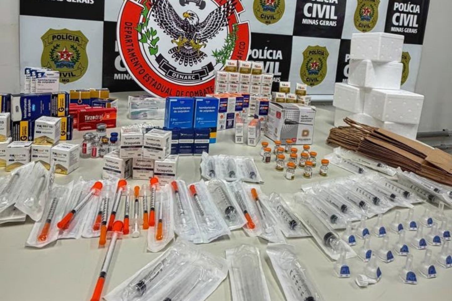 Polícia prende suspeito de participar de esquema de tráfico de canetas emagrecedoras