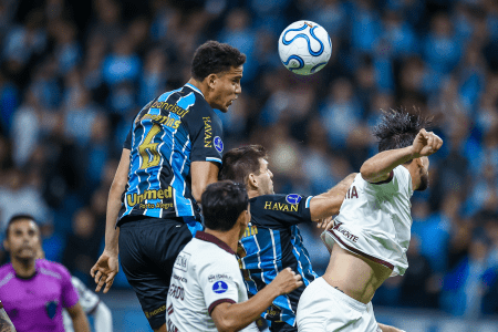 Grêmio recebeu o Bolívar em Porto Alegre • Lucas Uebel/Grêmio