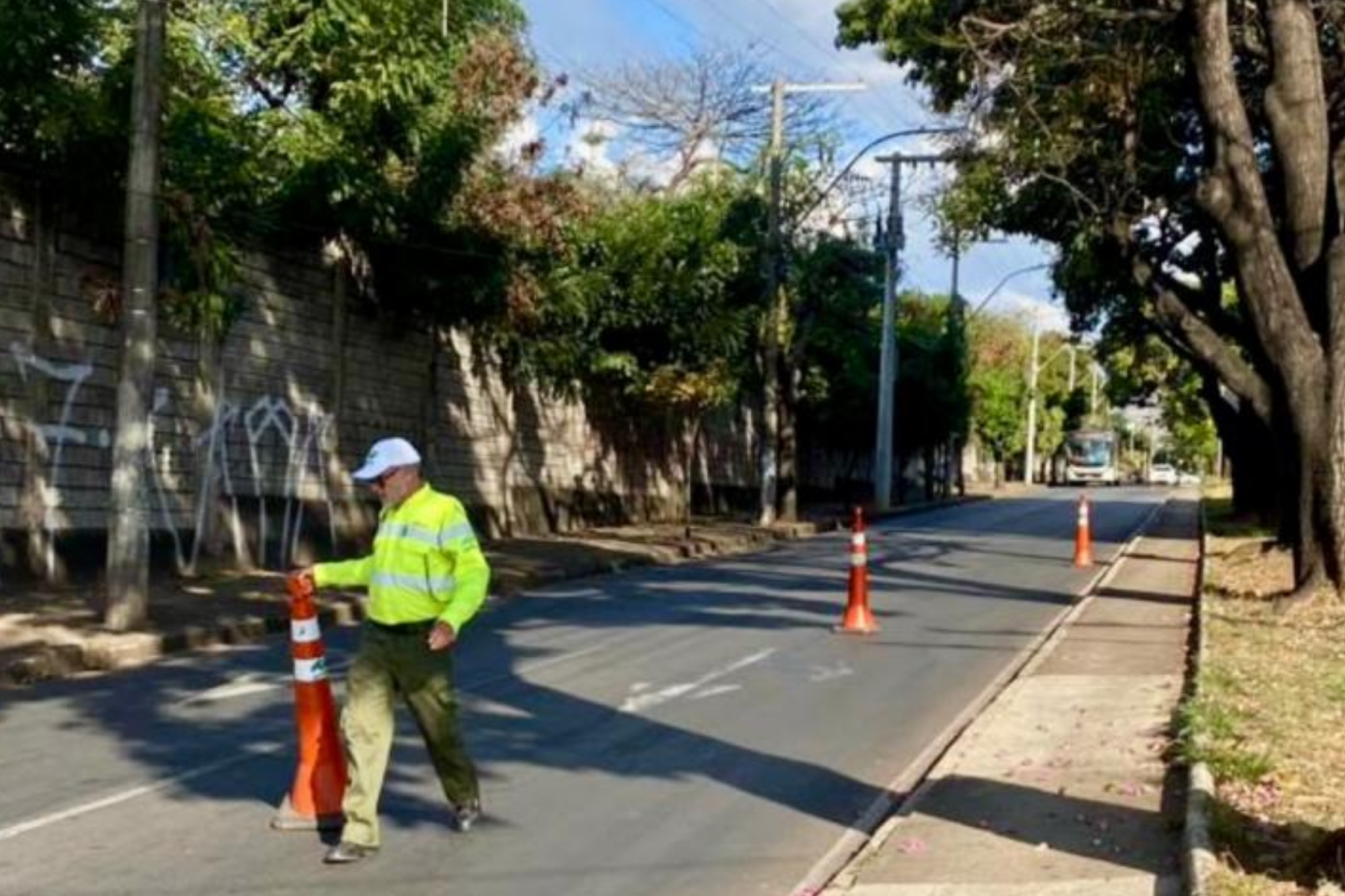 Trecho da Avenida Olinto Meireles, em BH, é interditado nesta sexta-feira (10) para obra