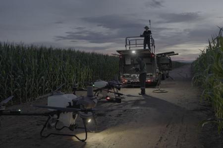 SPAD e drones operação noturna • Xmobots/ Divulgação