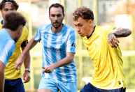 Campeão pelo Cruzeiro estreia em clube europeu com dois gols e goleada por 13 a 0