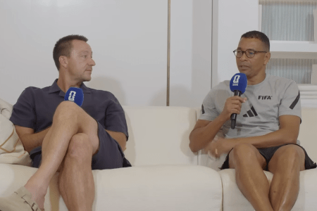 Terry e Bellingham durante podcast da Fifa