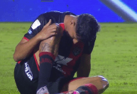 Titular do Vitória é substituído no primeiro tempo com dores no joelho e preocupa