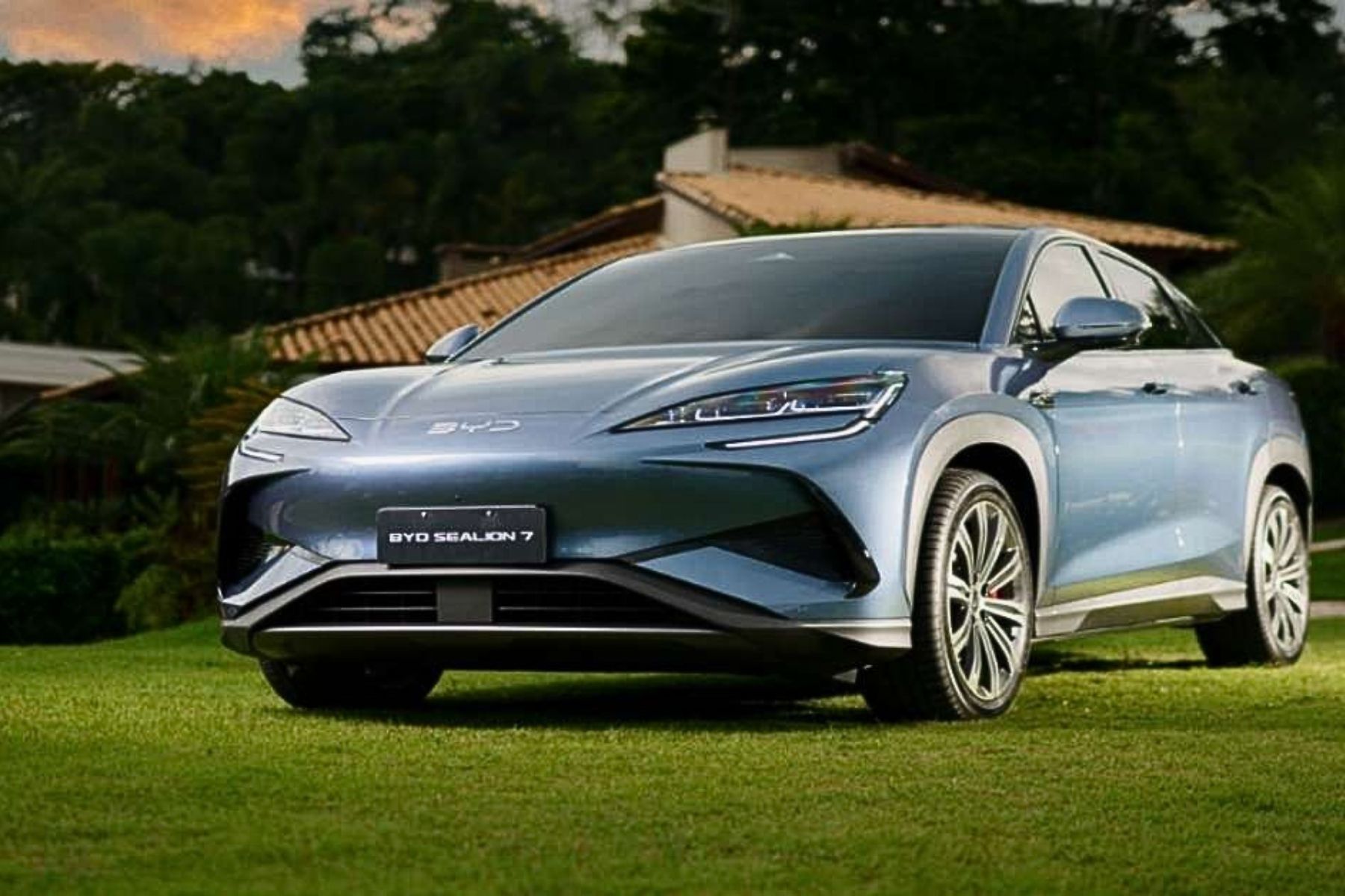 Disparada nas vendas de veículos chineses rompe equilíbrio de preços do mercado automotivo