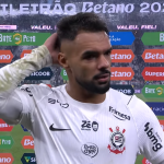 Raniele reage a lesões no Corinthians e é direto sobre novo gramado da Neo Química