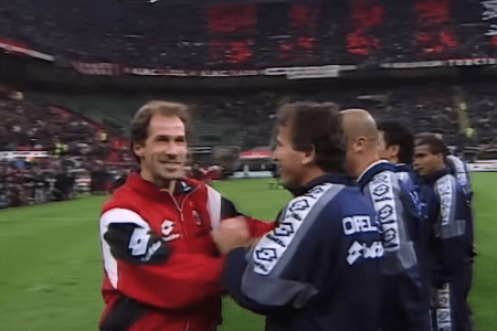 Baresi e Zico no jogo de despedida do zagueiro em 1997