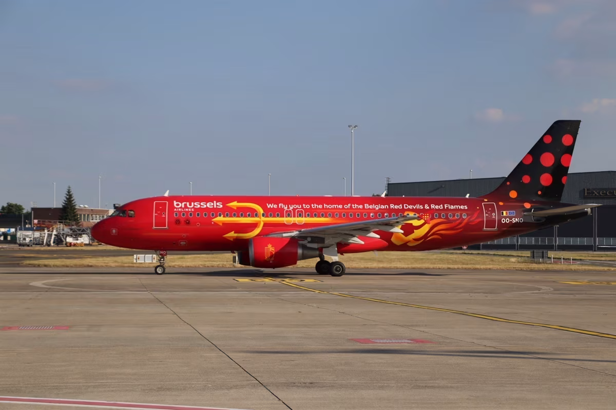 Avião temático da Brussels Airlines em homenagem à seleção belga