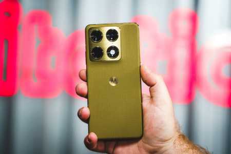 Motorola Signature é aposta da fabricante para voltar ao páreo dos smartphones topo de linha • Arthur William / Itatiaia