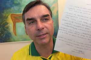 Bolsonaro pede apoio e união com Flávio após racha dos filhos com Michelle