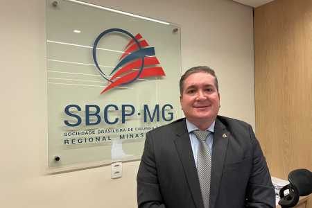 Doutor Guilherme de Castro Greco, presidente da regional de Minas Gerais da Sociedade Brasileira de Cirurgia Plástica (SBCP-MG) • Bruno Nogueira | Itatiaia