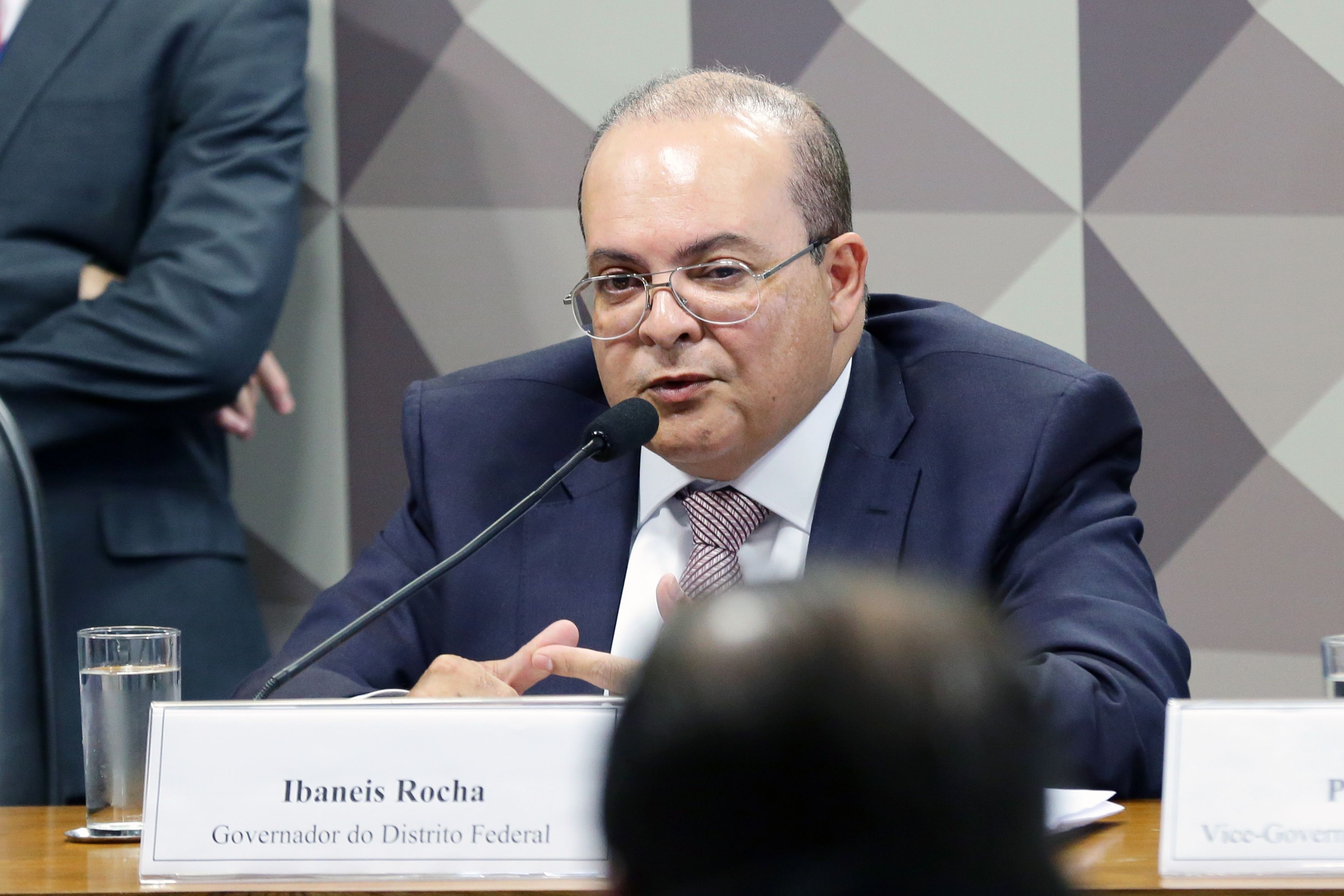 Ibaneis Rocha formaliza desistência da disputa ao Senado pelo DF: 'Recálculo de rota'