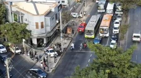 Incêndio em restaurante deixa uma pessoa ferida no bairro Santo Agostinho, em BH • Foto: Geraldo Junior