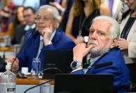PF aponta que Jaques Wagner acompanhou avanço da emenda Master e seria aliado do banco