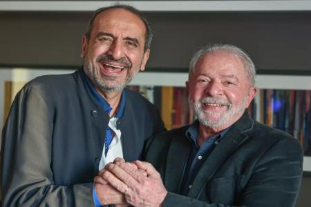 Alexandre Kalil e o presidente Lula; o ex-prefeito integrou o palanque do petista na disputa pelo Governo de Minas em 2022, mas descartou aliança com o PT no primeiro turno de 2026 • Foto: Ricardo Stuckert