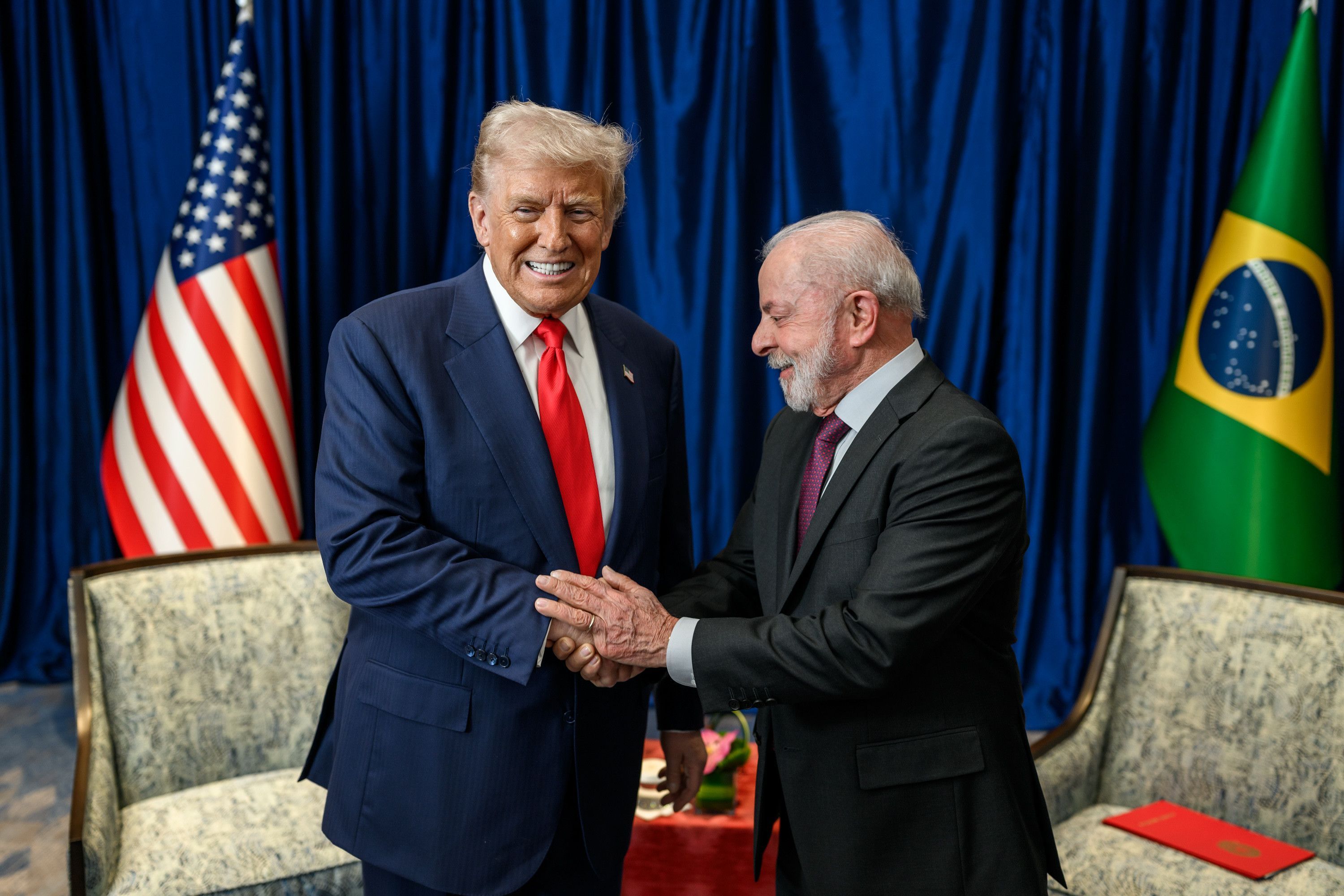Indústria pede reação diplomática de Lula após tarifaço dos EUA sobre o Brasil