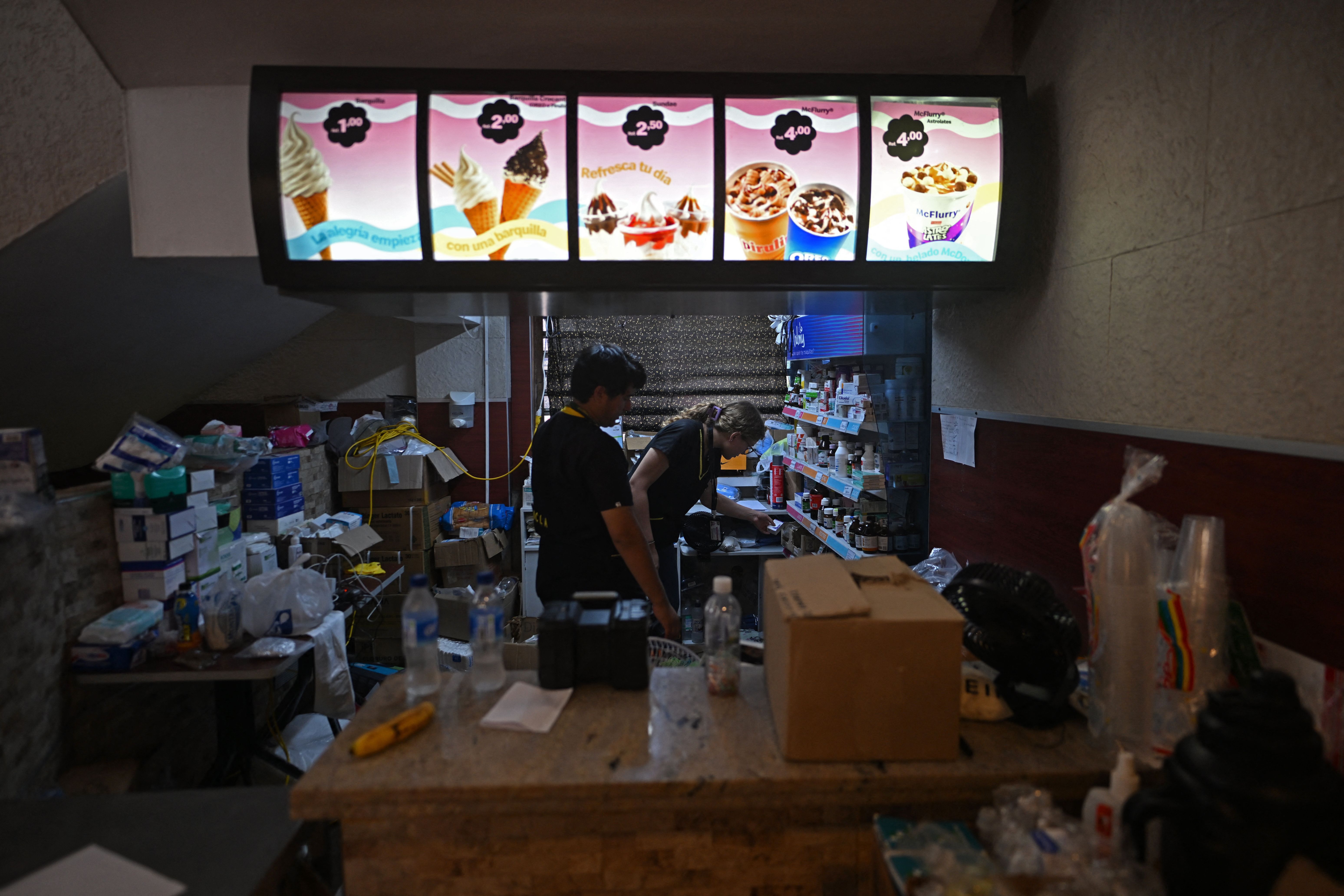 Terremoto na Venezuela: McDonald's é transformado em hospital para atender vítimas