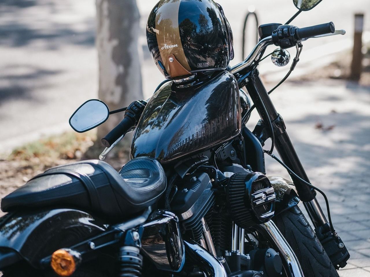 Motociclista de app é atacado com foice após atrasar viagem em BH