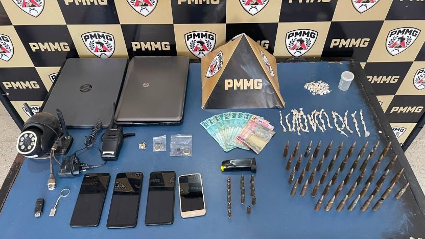 Homem é preso durante operação da PM em Francisco Sá