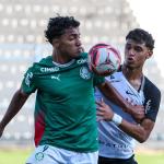 Palmeiras faz golaço no fim e bate Corinthians pelas quartas do Brasileiro Sub-20