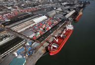 Empresa é condenada por trabalho clandestino em porões de navios no Porto de Santos