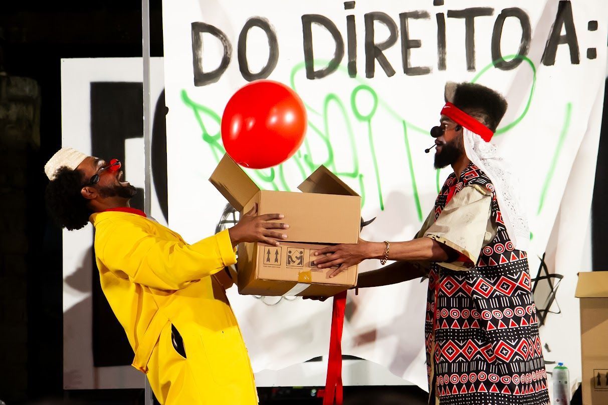 'Instituto Hahaha' celebra os 36 anos do ECA com espetáculo gratuito na Praça Duque de Caxias