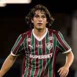 Joia da categorias de base do Fluminense recebe elogios de Martinelli e se emociona nas redes
