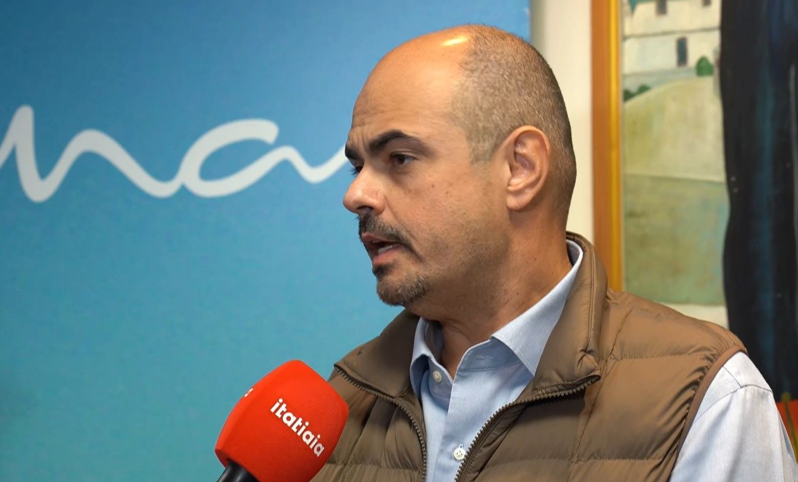 ‘Me sinto decepcionado, fui professor desse rapaz’, diz Simões sobre Aro