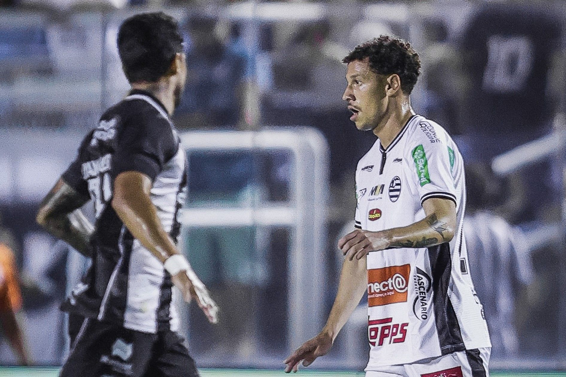 Ceará e Athletic empatam sem gols pela Série B do Brasileirão