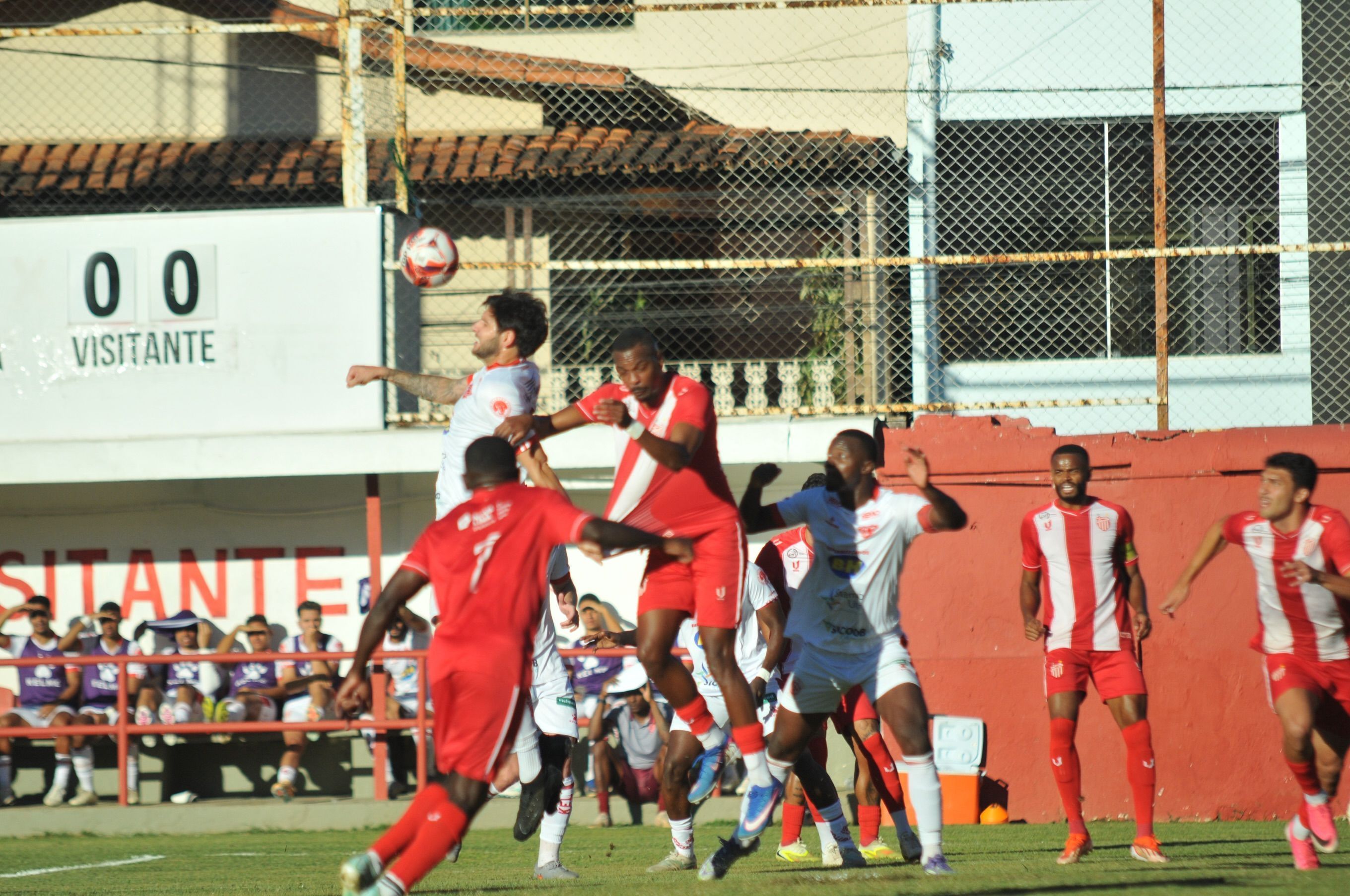 Valeriodoce e Villa Nova se enfrentam por vaga na semifinal do Módulo II do Mineiro