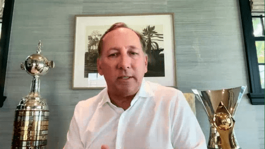 John Textor avalia erros e acertos no Botafogo