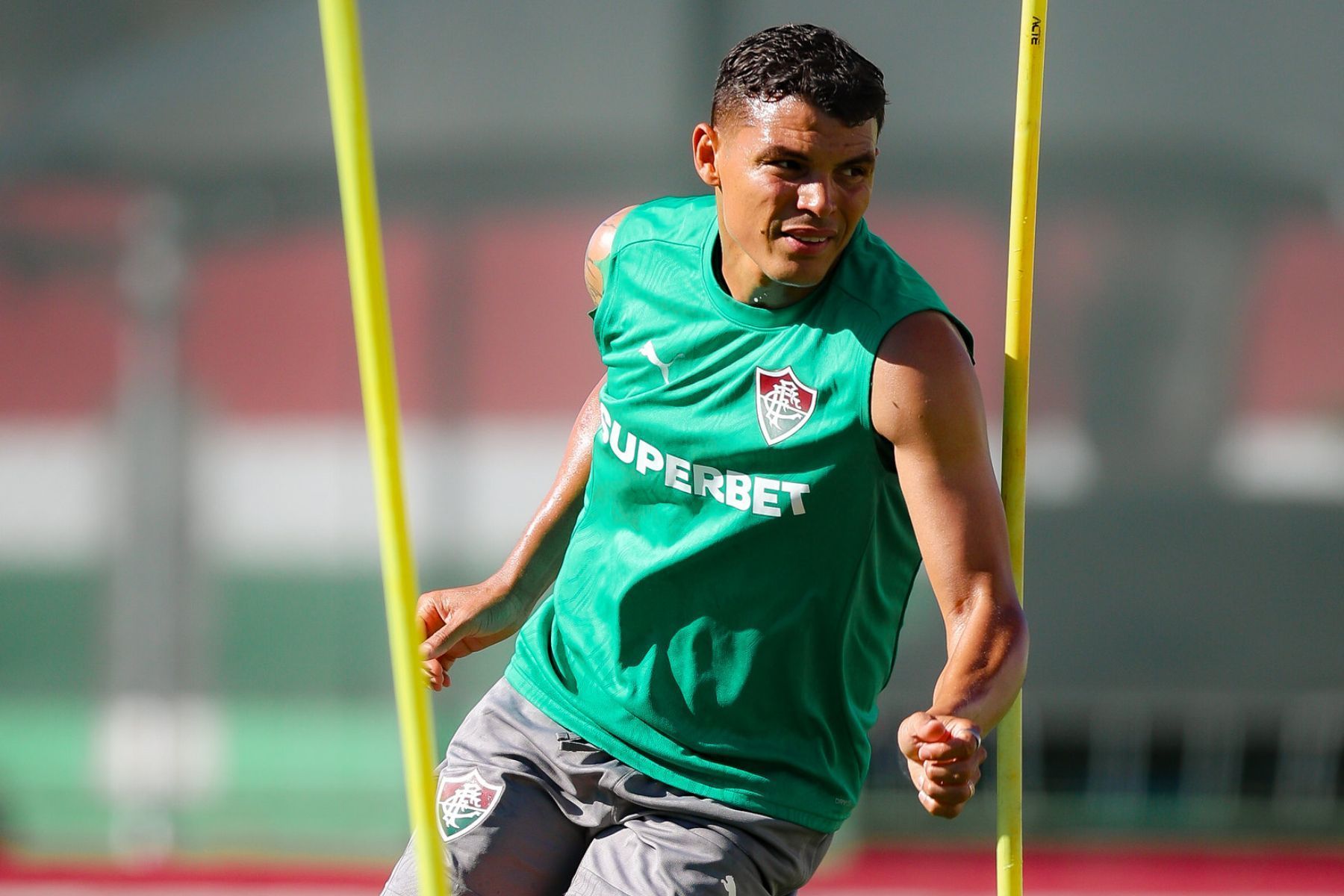 Zubeldía aponta como pode utilizar Thiago Silva no sistema defensivo do Fluminense
