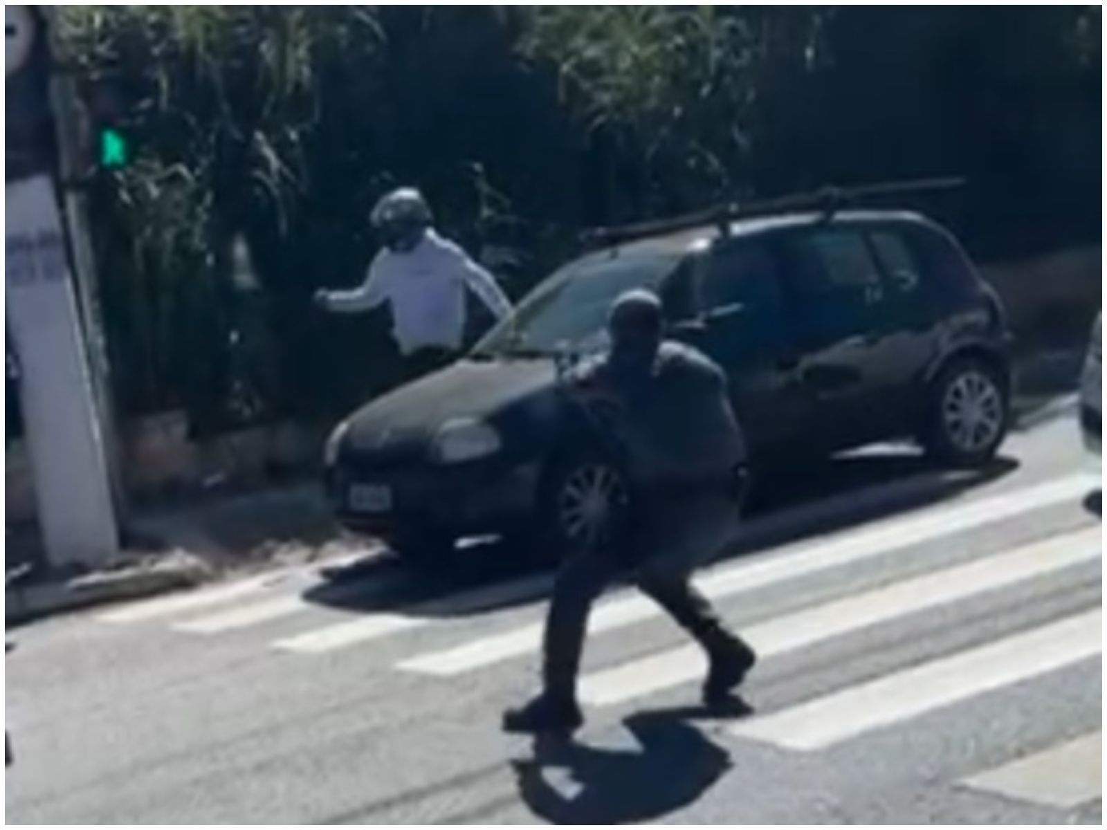 Três pessoas são baleadas em perseguição policial na zona Oeste de São Paulo