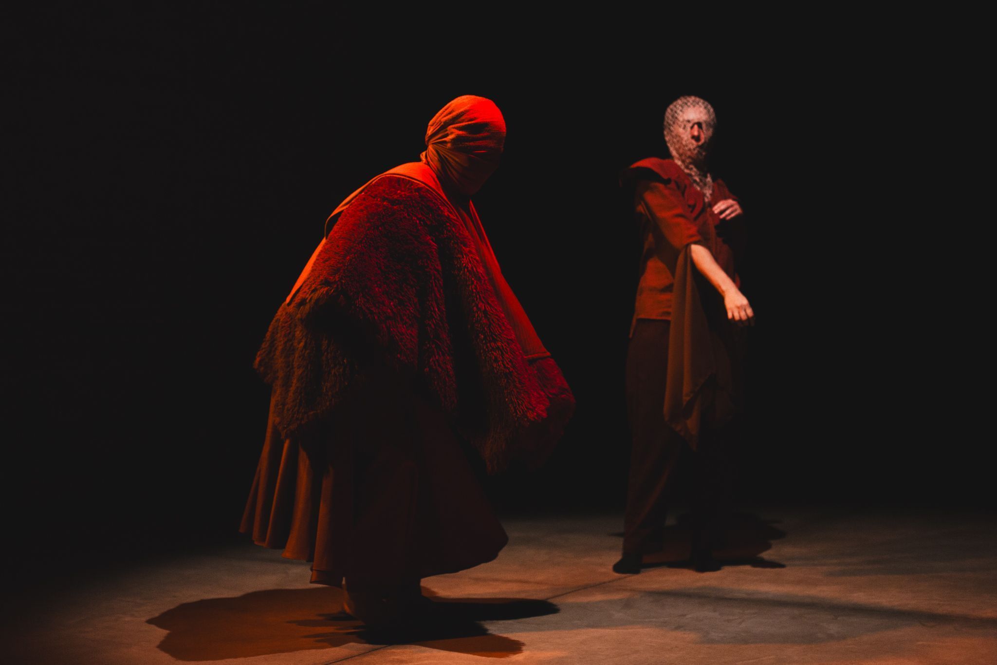 Dança, ficção científica e fim do mundo: 'Transtorno de Saturno' estreia na Funarte MG, em BH