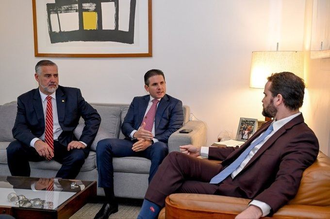 Motta anuncia acordo para discutir dívidas rurais e confirma revisão do subsídio da gasolina