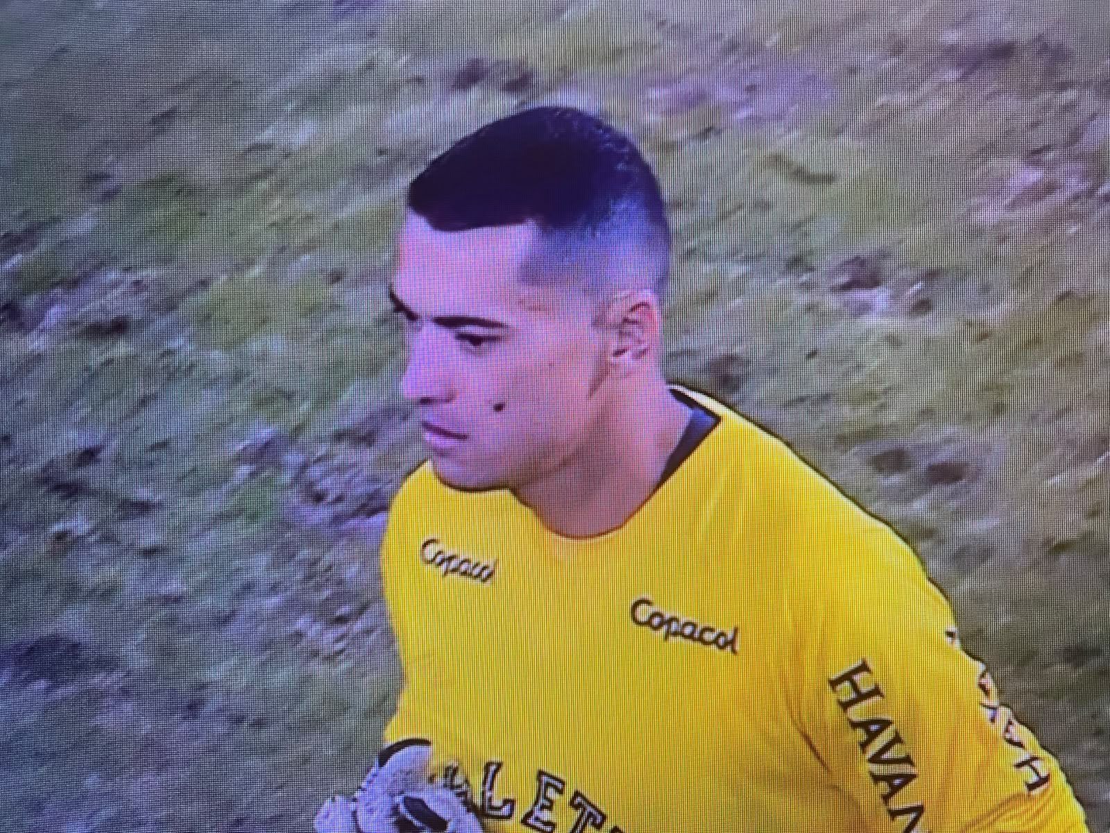 Goleiro Santos, do Athletico-PR, é expulso no amistoso com o Boca Juniors