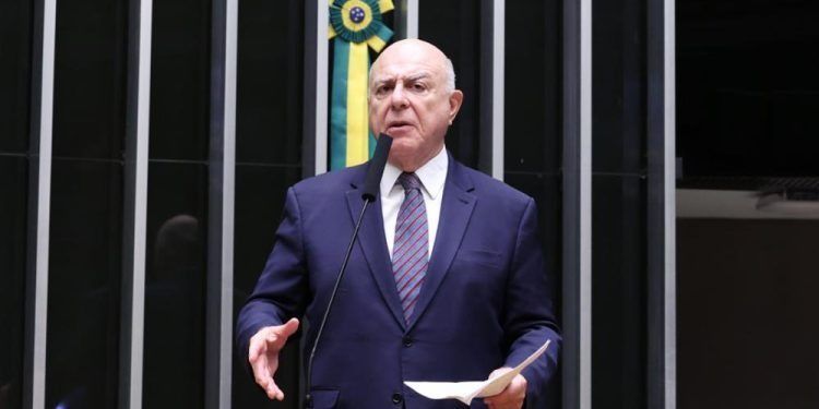 Câmara aprova projeto que torna permanentes incentivos fiscais à reciclagem