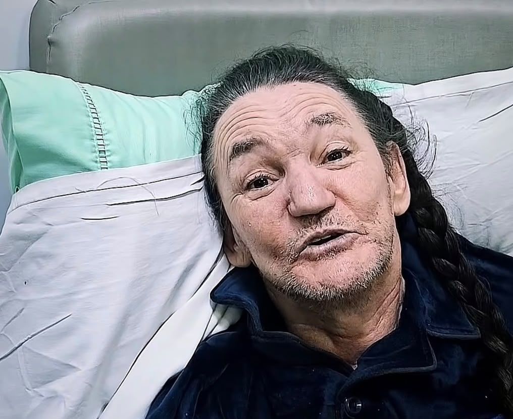 Internado, Marquito, do SBT, chora ao mandar recado para fãs: 'Vou lutar'
