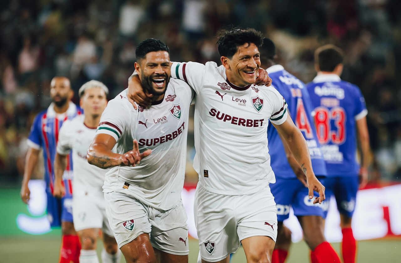 Cano destaca disputa com Hulk no ataque do Fluminense: 'Muito competitiva'