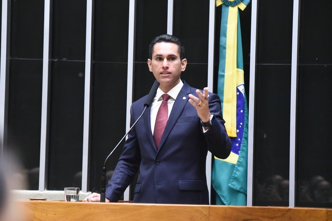 Comissão da Câmara aprova projeto que endurece combate ao crime organizado digital