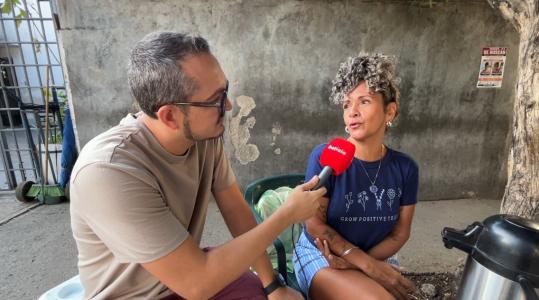 Nora Ernandez, vendedora ambulante • Itatiaia