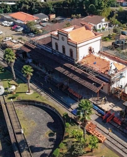 Estação Ferroviária de Ouro Preto passa por restauração e deve ser entregue em outubro
