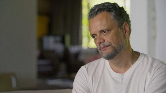 Marcello Azevedo, um dos amigos mais próximos e braço direito da cantora • Reprodução/Globo