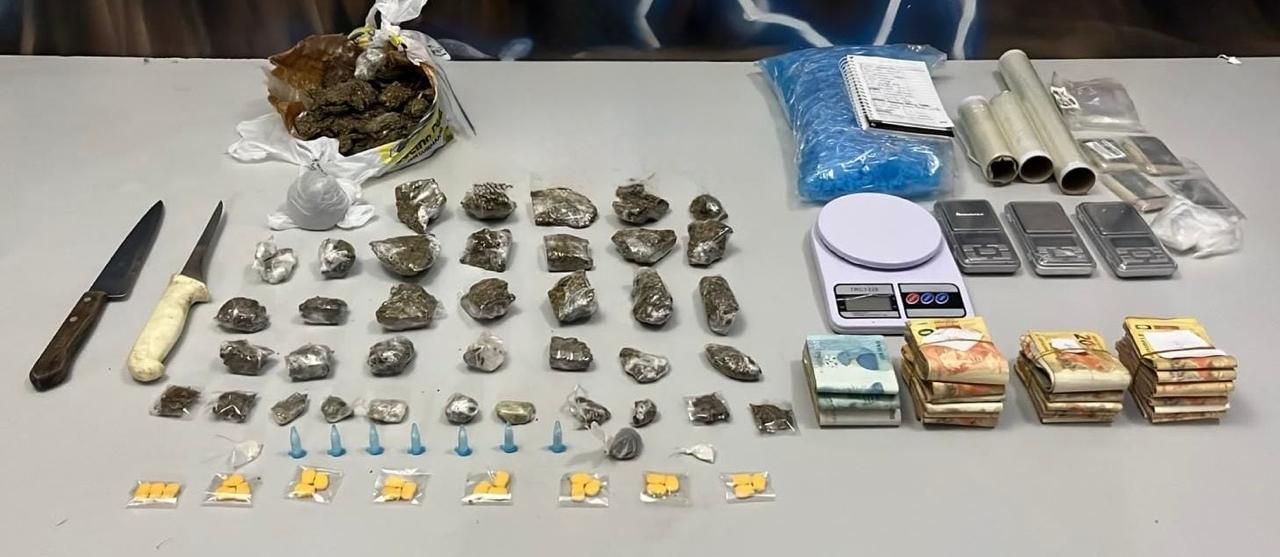Três pessoas são presas por tráfico de drogas em duas ocorrências da PM em Ipatinga