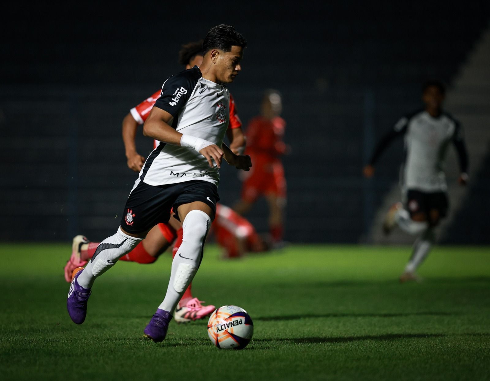 Corinthians: artilheiro do sub-20 tem renovação travada; saiba detalhes