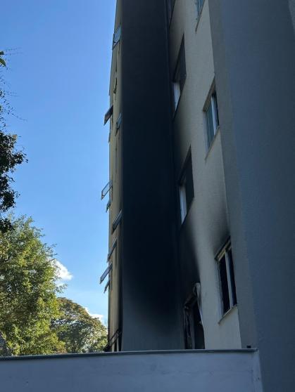 Imagens mostram destruição em apartamento após incêndio em Nova Lima