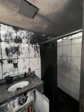 Imagens mostram destruição em apartamento após incêndio em Nova Lima