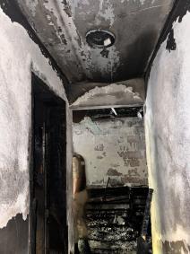 Imagens mostram destruição em apartamento após incêndio em Nova Lima